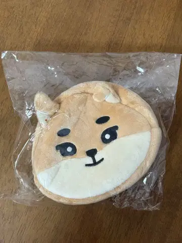 [미개봉 새상품] day6 데니멀즈 페이스 파우치 KE youngk