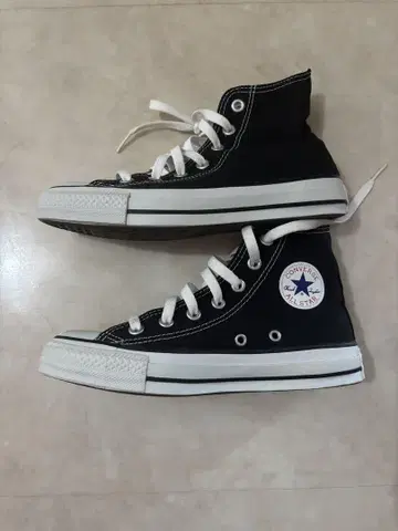 올스타 Converse 블랙 하이컷 스니커즈 23cm
