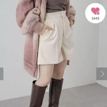 Kastane 턱 숏팬츠 베이지