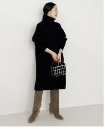 plage 슈퍼 파인 울 캐시미어 하이넥 미니 원피스