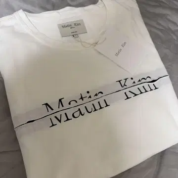 Matin Kim 화이트 T셔츠 새상품!