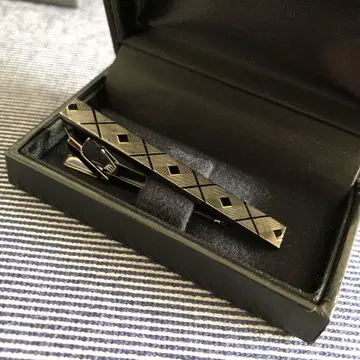BLACK LABEL CRESTBRIDGE 넥타이핀