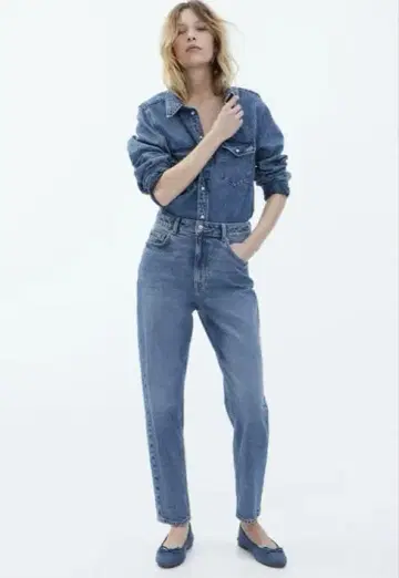 라이트 블루 스트레이트 데님 하이웨스트