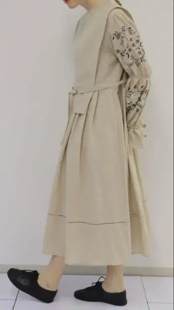 haupia 하우피아 린넨 자수 원피스