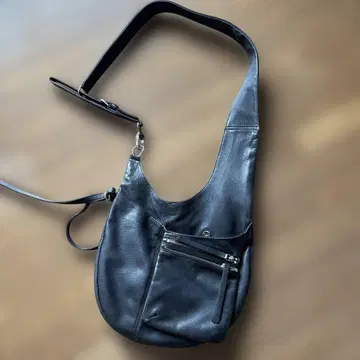 HIROKO KOSHHNO 블랙 가죽 숄더백