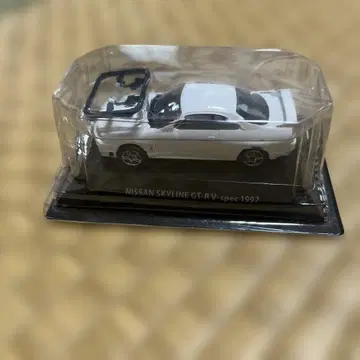 F-toys Nissan Skyline GT-R V-spec 1997