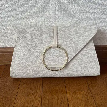 화이트 엔벨로프 파티백