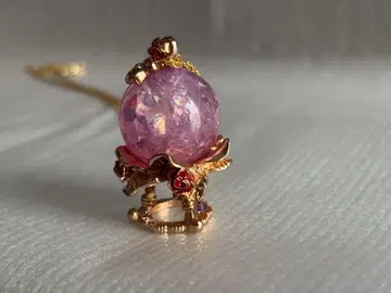 안나수이 수정 구슬 모티브 목걸이