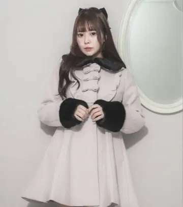 pium 요크 프릴 리본 도리 코트