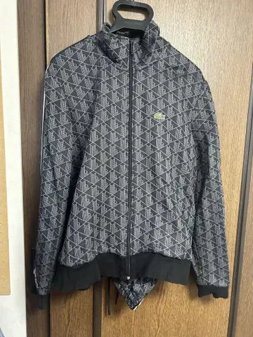 Lacoste 모노그램 셋업 자카드