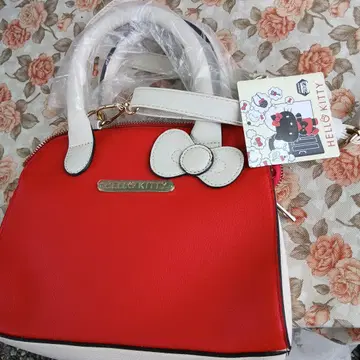 HELLO KITTY 리본 포함 핸드백 빨흰