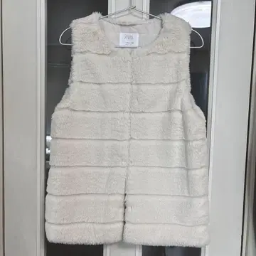 ZARA kids 인조 모피 베스트 화이트