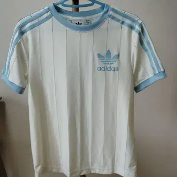 adidasT 셔츠 화이트/스카이블루 XS 완판템 새상품