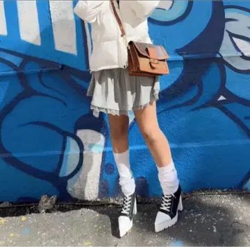 GYDA 제이 탱크 밑창 스니커즈 부츠 L