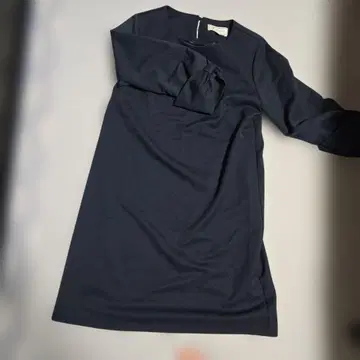 네이비 소매 리본 무릎 기장 원피스