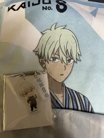 괴수 8호 레노 세트 극락탕 타월 아크릴 키링 캔뱃지 등