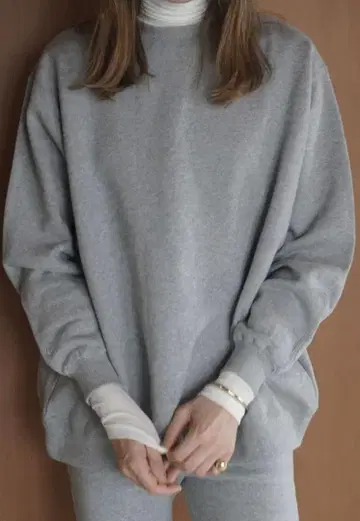 CLANE C SWEAT TOPS