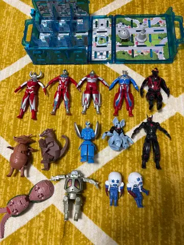 울트라맨 에그 배틀 아타셰 케이스 세트