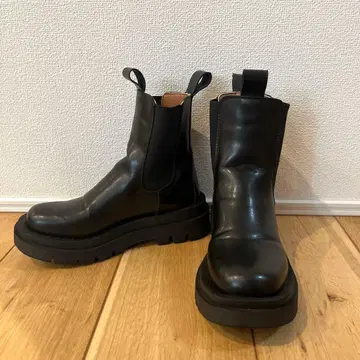 블랙 사이드 고어 부츠 통굽 23cm