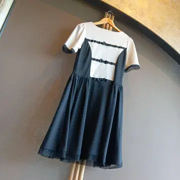 M'S GRACY 무릎 기장 원피스