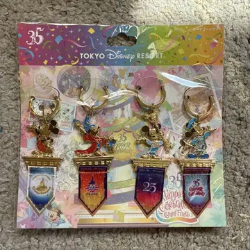 도쿄 디즈니랜드 35주년 키체인 세트