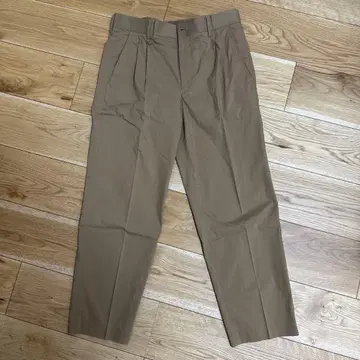 SOE 베이지 슬랙스