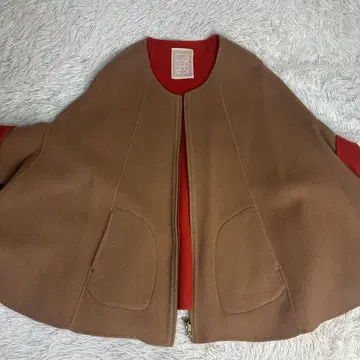 새상품급 BEARDSLEY 리버서블 울 판초 코트
