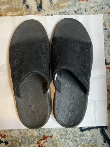 Merrell 모아브 드리프트 블랙 슬라이드 샌들