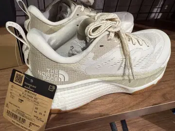 THE NORTH FACE NFW02402 트레일 러닝화