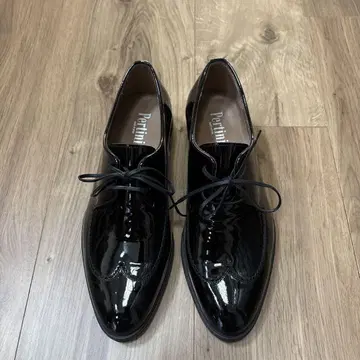 Pertini 블랙 로퍼 36