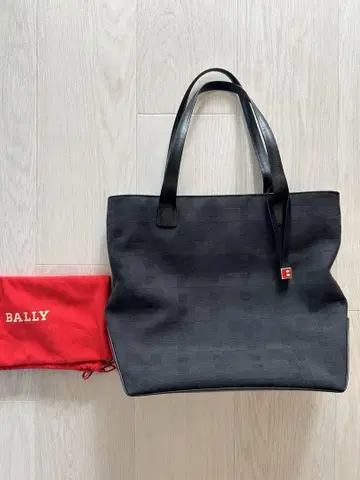 BALLY 블랙 토트백 수납 가방 포함