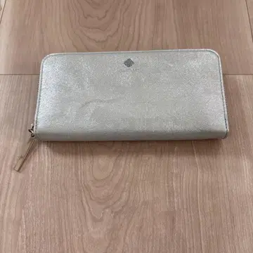 질 스튜어트 브리즈 라운드 지퍼 장지갑 아이스 블루