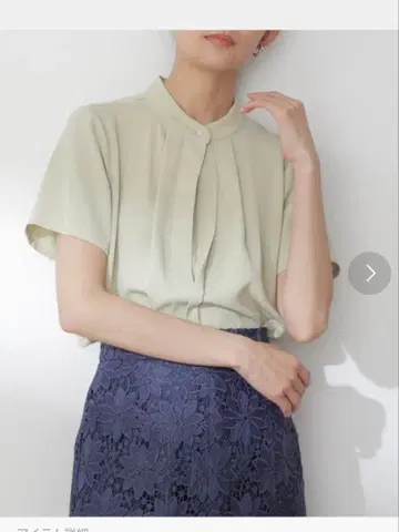 N 내추럴 뷰티 베이직 프론트 턱 블라우스