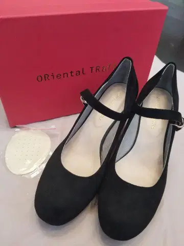 오리엔탈 트래픽 블랙 하이힐 스트랩 포함