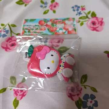 헬로키티 거울 포함 키링