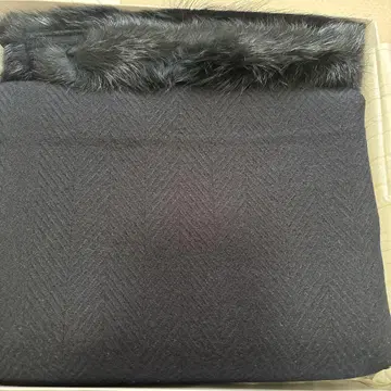 노에비아 YUKITORII 퍼 달린 스톨 숄 블랙 새상품