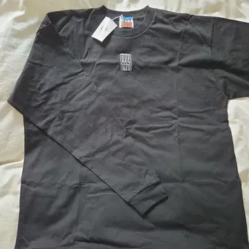 CCC VIBES 로고 블랙 긴팔 티셔츠