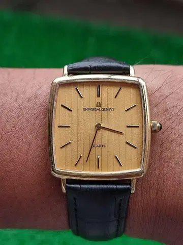 UNIVERSAL GENEVE TANK 석영