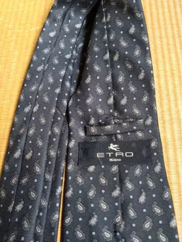 에트로 페이즐리 네이비 넥타이