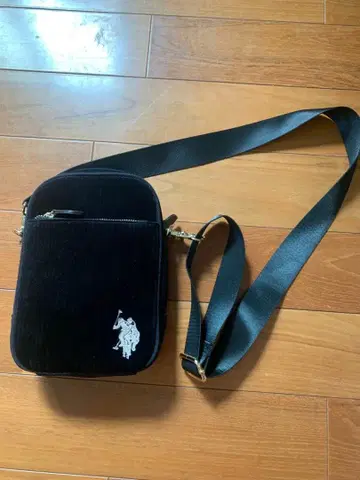 U.S. POLO ASSN. 숄더백 블랙