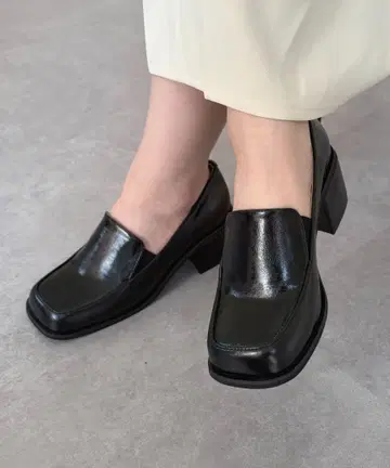 Thevon (제본) 힐 로퍼