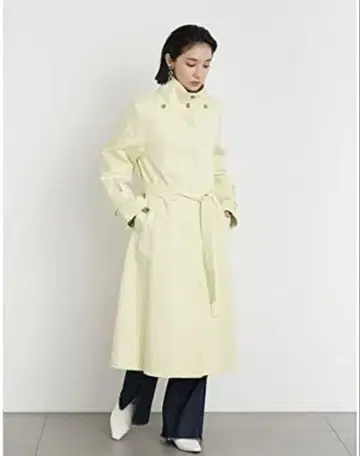 릴리 브라운 빅 칼라 케이프 포함 트렌치코트