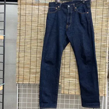 젤라 W32 빨간색 귀 셀비지