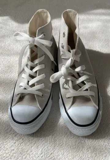 가격 인하했습니다 CONVERSE ALL STAR 하이컷 미사용 새상품