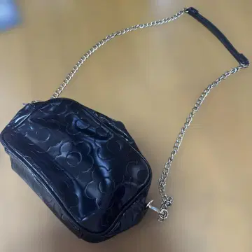 마리콴트 숄더백