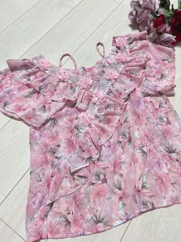 [ 새상품 ] 꽃무늬 쉬폰 볼륨 프릴 블라우스 M 오프숄더로도 가능