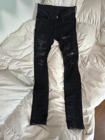 스키니 데님 블랙 데미지 가공