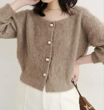 natural couture 코로링 버튼 스퀘어 넥 가디건