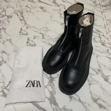 새상품급 ZARA 리얼 가죽 프론트 지퍼 23cm