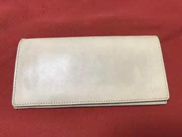 TAKEO KIKUCHI 크림 가죽 장지갑